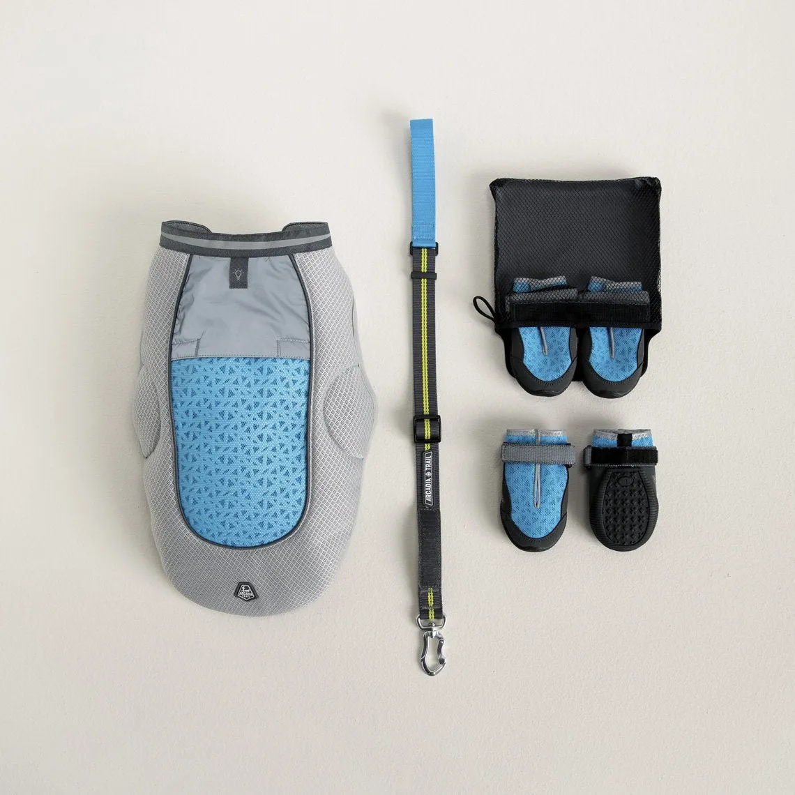 Arcadia Trail 2-IN-1 Water Bottle with Bowl