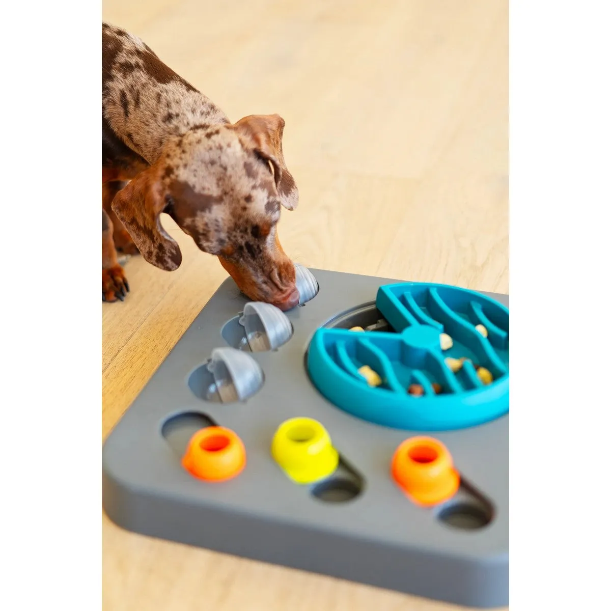 Messy Mutts Flip'n Slide Puzzler Medium Puzzle 12.5" x 12.5"