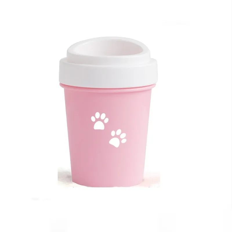 Portable paw cleaner